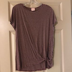 Striped tee with side knot
